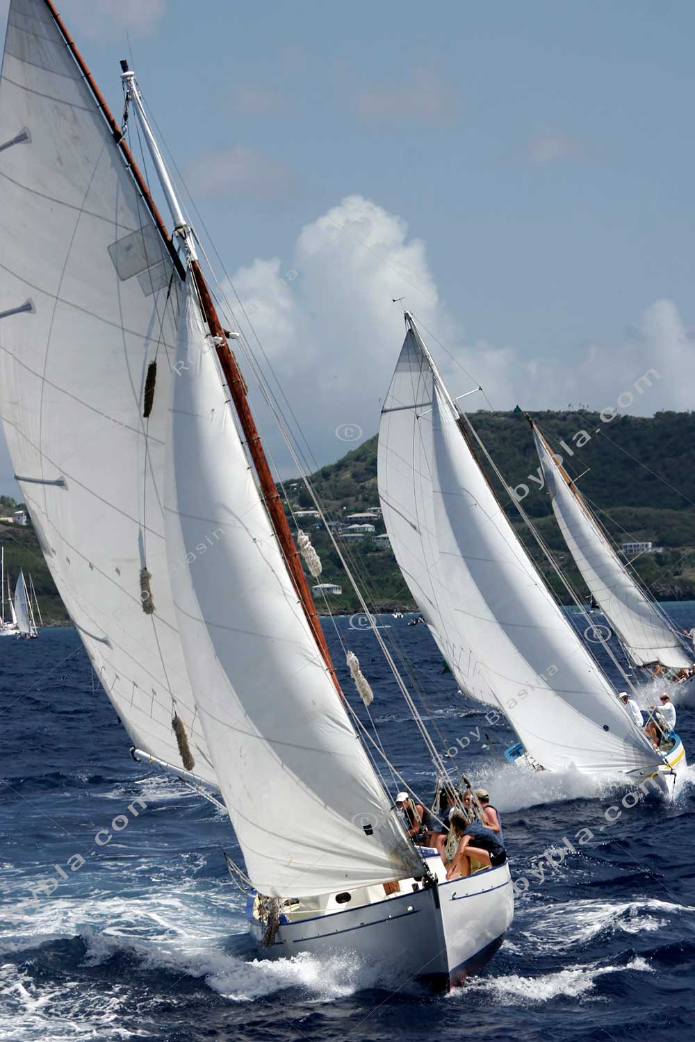 SUMMER CLOUD - Antigua Classic Yacht 2006
