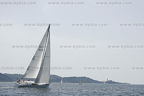 06MPM-22761
