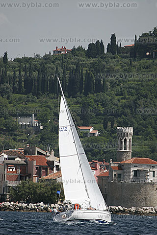 06MPM-23077