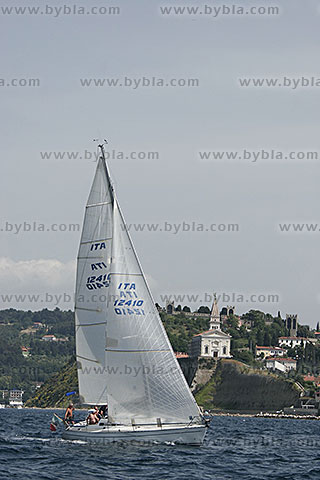 06MPM-23085