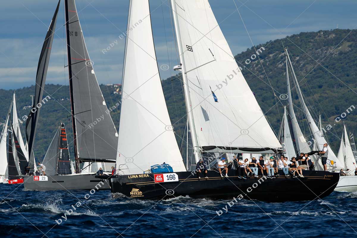 LUNA NERA Barcolana 2026 - 58.ª Coppa d'autunno 26BRC-07069