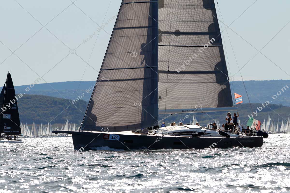VELASPIEGO... #2 Barcolana 2026 - 58.ª Coppa d'autunno 26BRC-07251