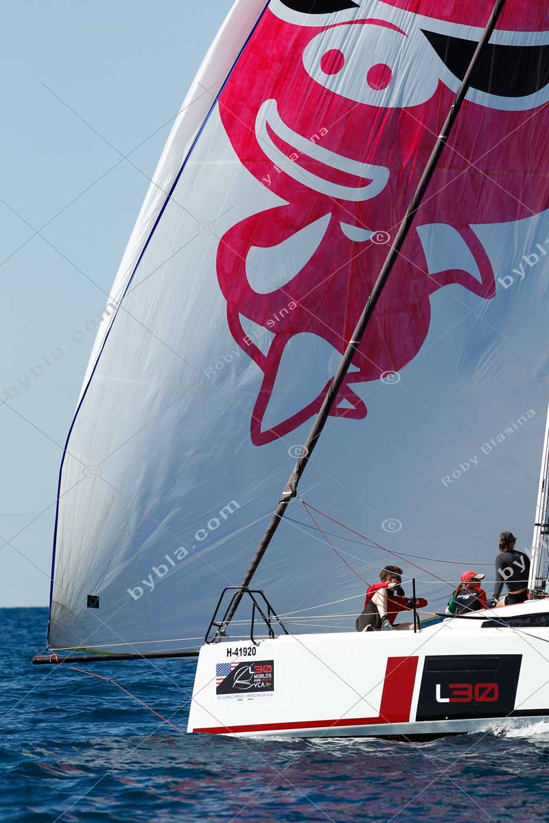 USA 14 L30 World Championship 26L30-06615