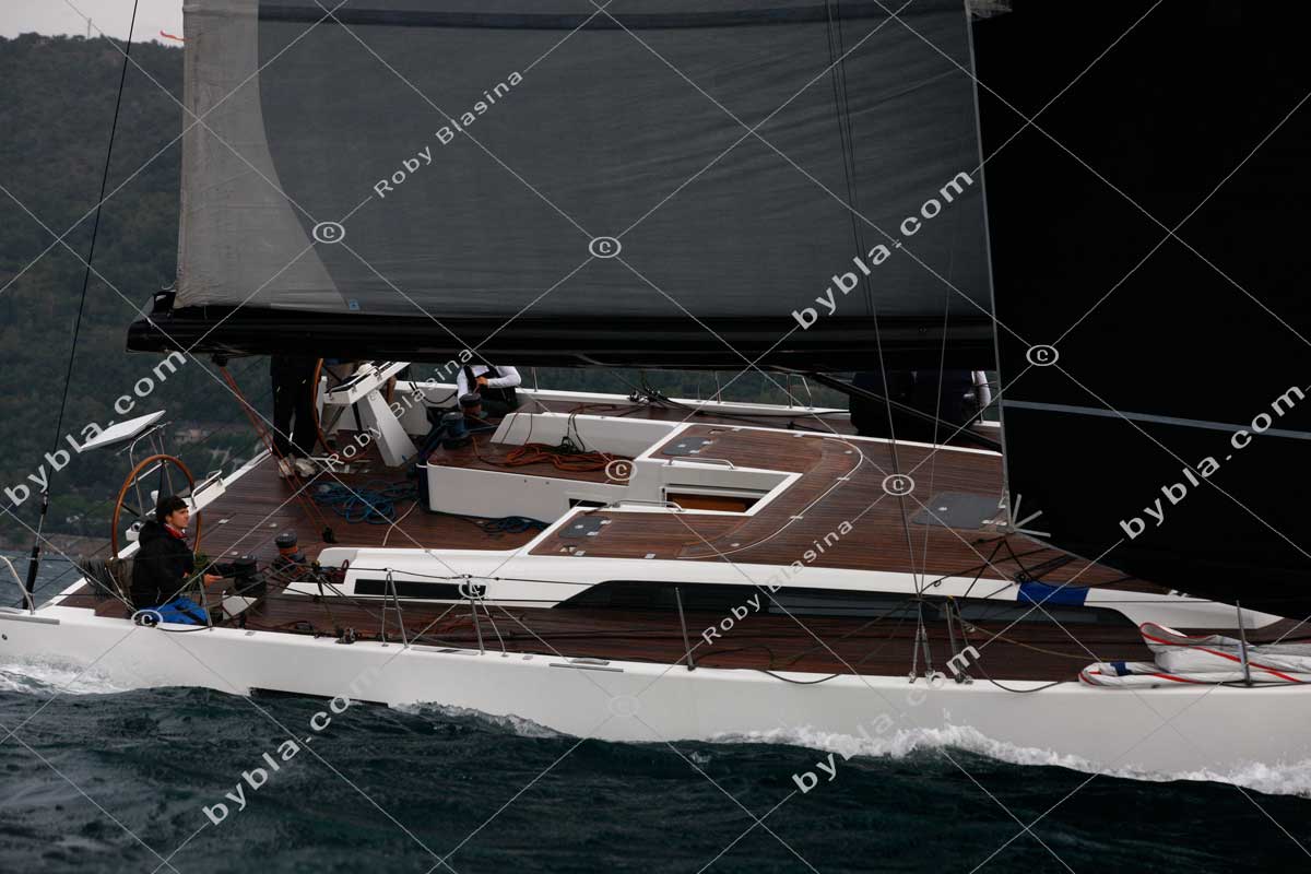 26SLR-14318